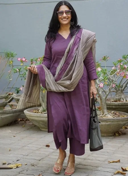 Purple Colour Rayon Printed Kurti With Pant Dupatta Aaradhna 2067